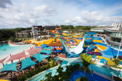 4 Best Water Parks and Playgrounds in Singapore !