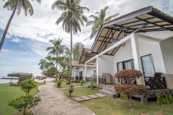 Bintan | Bintan Spa Villa Beach Resort + Ferry  2-Way Ferry + Land Transfer + Breakfast